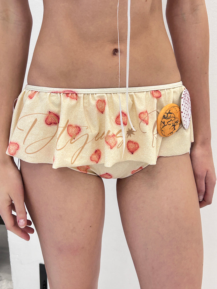♡₊˚Roe2me Dolly x Dotyears Heart Printed Ruffle-Detail Bikini - Roe2me Dolly