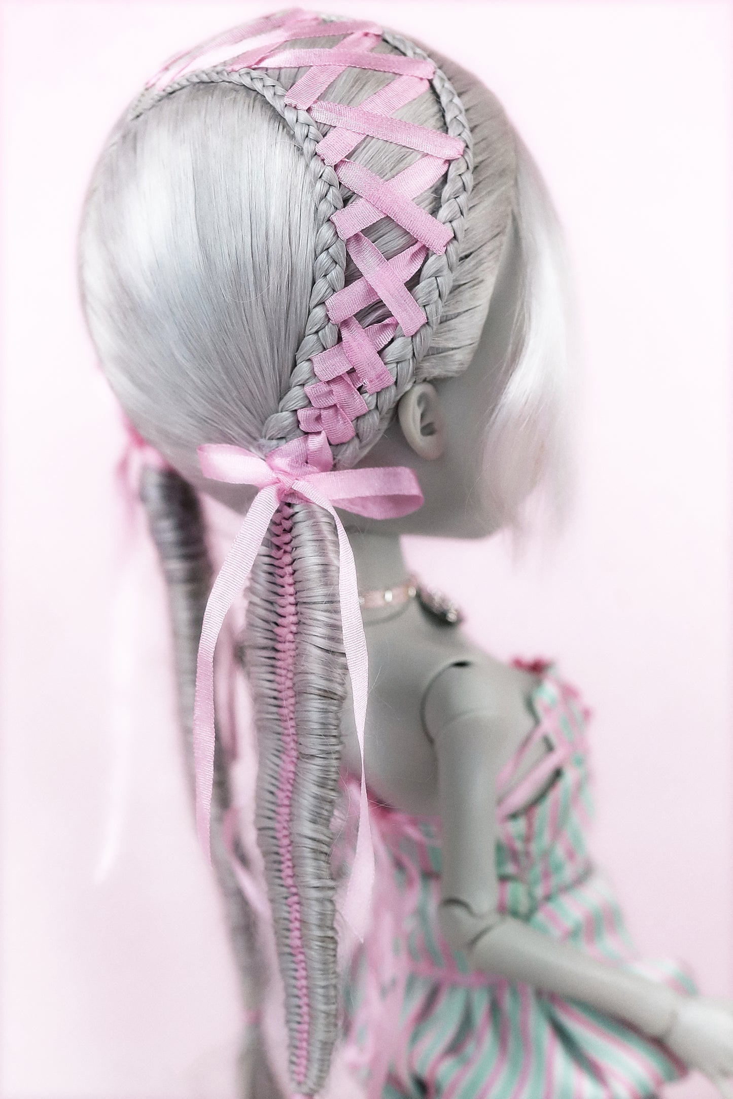 ʚɞ ⁺Alpaca Ribbon Grey-Pink Twin-Tail Heart Braid Wig