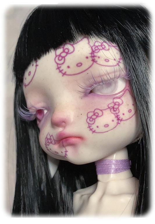 ʚɞ ⁺ Fullsets - Hello Kitty Chest Stand - Roe2me Dolly