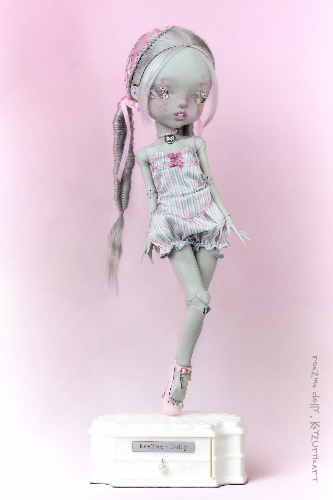 ʚɞ ⁺ "Key2urHeart" Striped Puffball Dress & Bunny Lace Headband - Roe2me Dolly