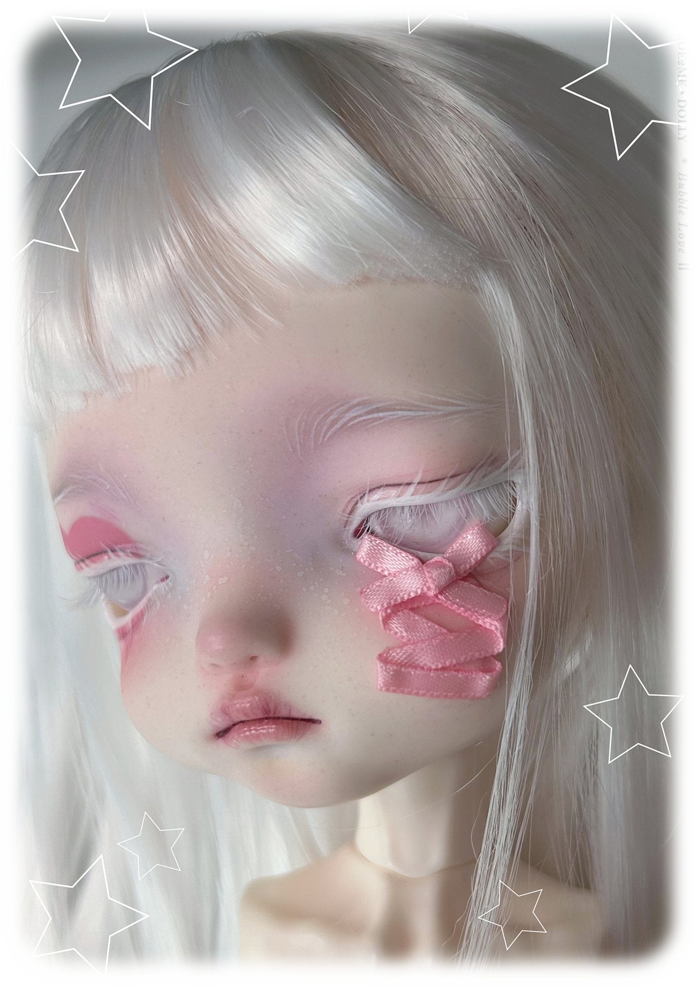 ʚɞ ⁺ OOAK - White Marshmallow Chest Stand - Roe2me Dolly